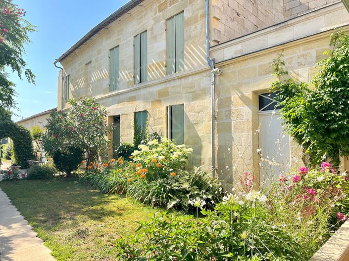 Image No.2-6 Bed House for sale