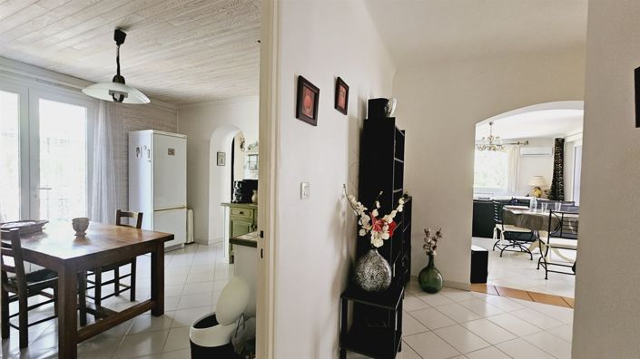 Image No.12-7 Bed House for sale