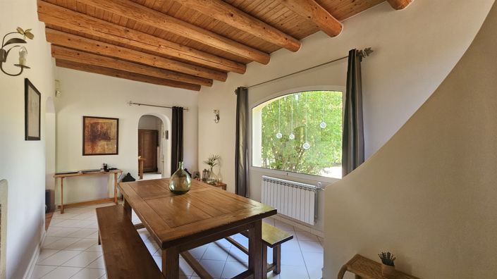 Image No.5-7 Bed House for sale