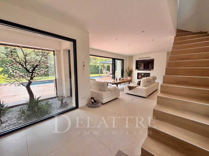 Image No.14-4 Bed House for sale