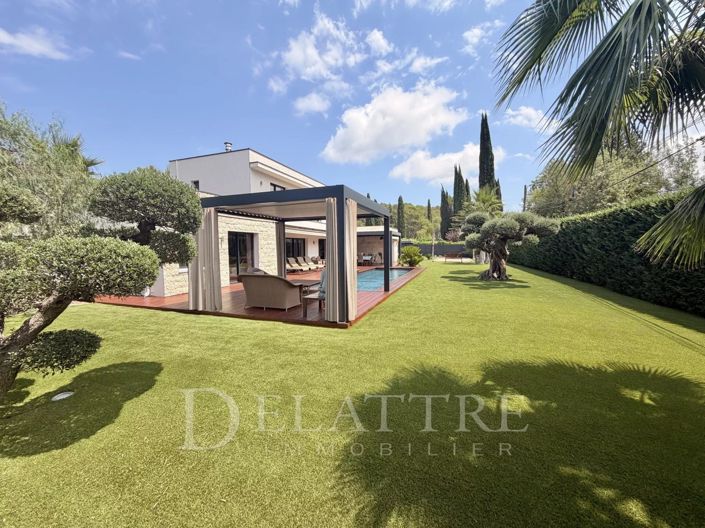 Image No.3-4 Bed House for sale