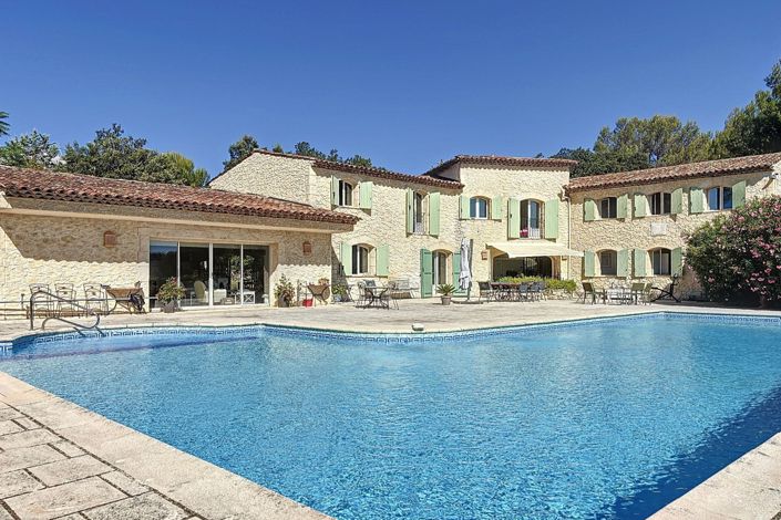 Image No.2-4 Bed House for sale