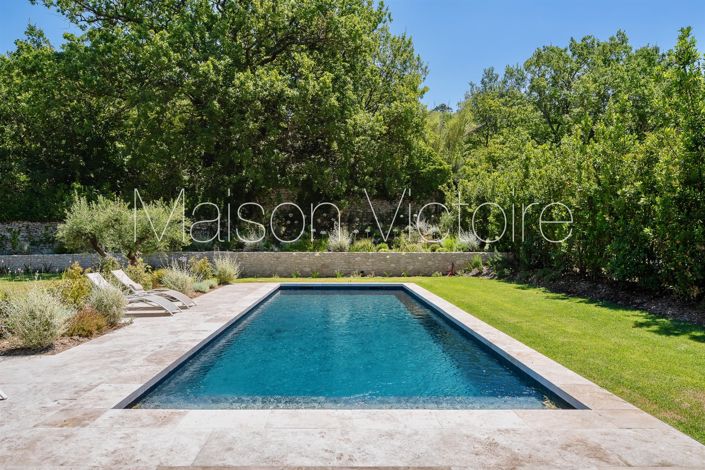 Image No.2-4 Bed House for sale