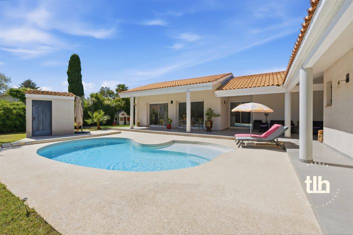 Image No.2-4 Bed House for sale