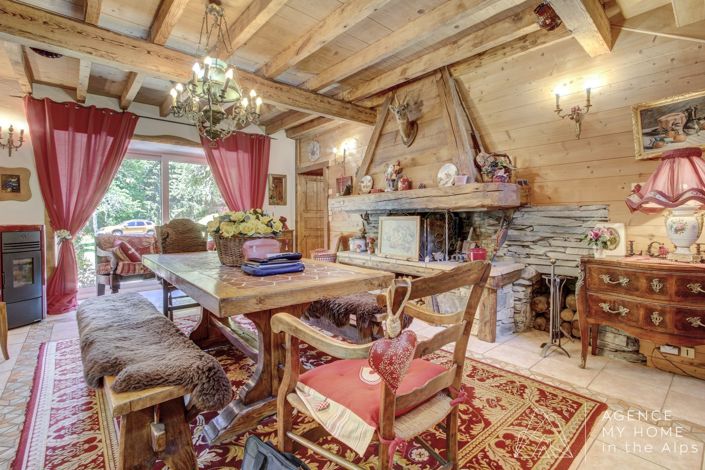 Image No.17-4 Bed House for sale