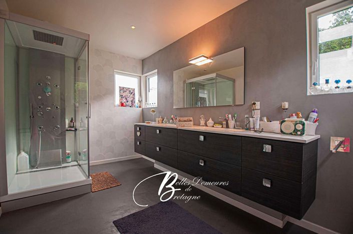 Image No.16-4 Bed House for sale
