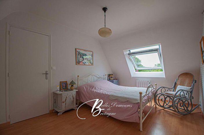 Image No.17-4 Bed House for sale