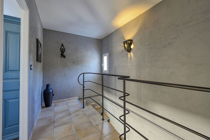 Image No.11-4 Bed House for sale