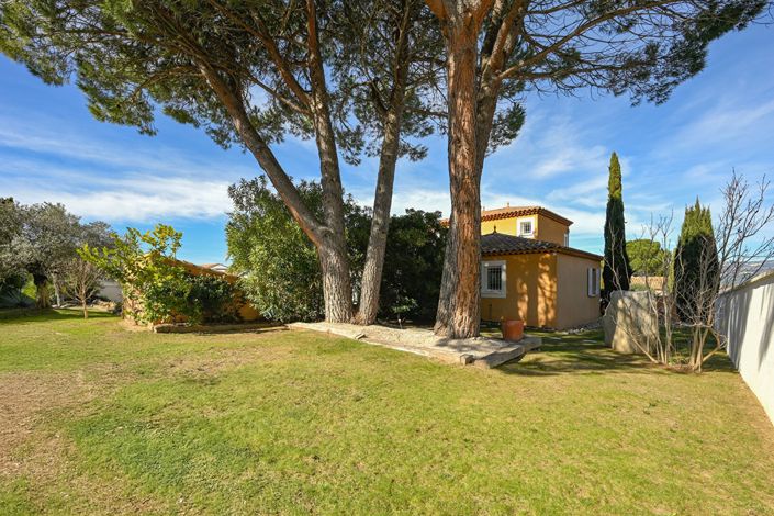 Image No.16-4 Bed House for sale