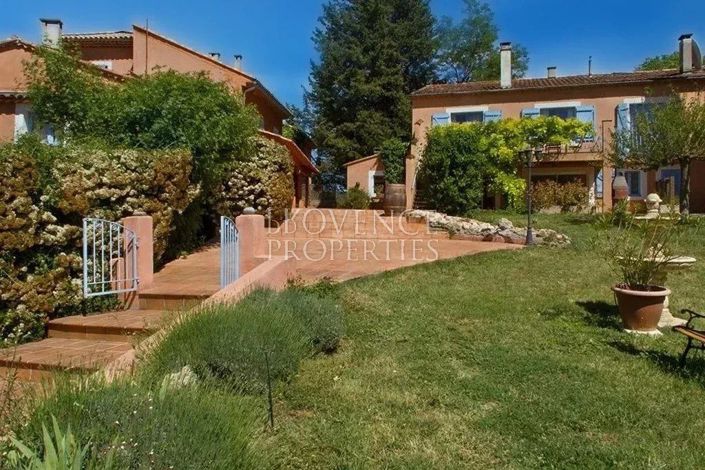 Image No.8-23 Bed House for sale