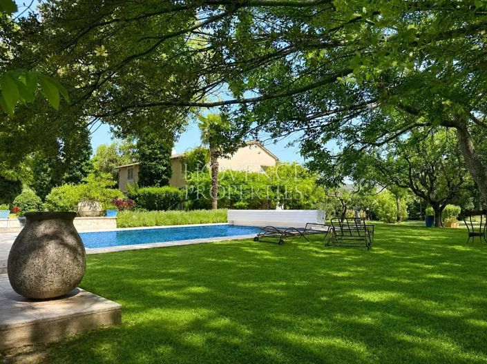 Image No.12-6 Bed House for sale
