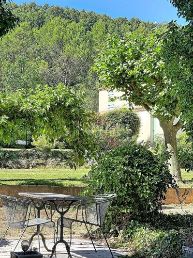 Image No.17-6 Bed House for sale