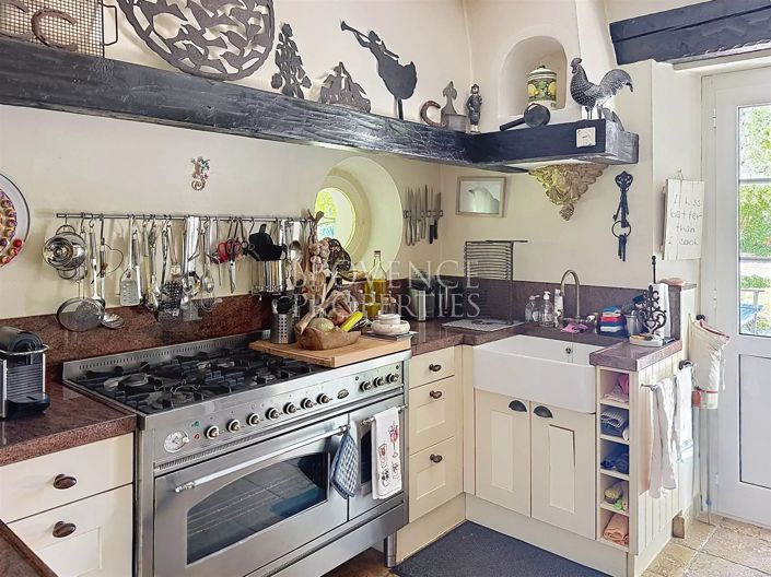 Image No.32-6 Bed House for sale
