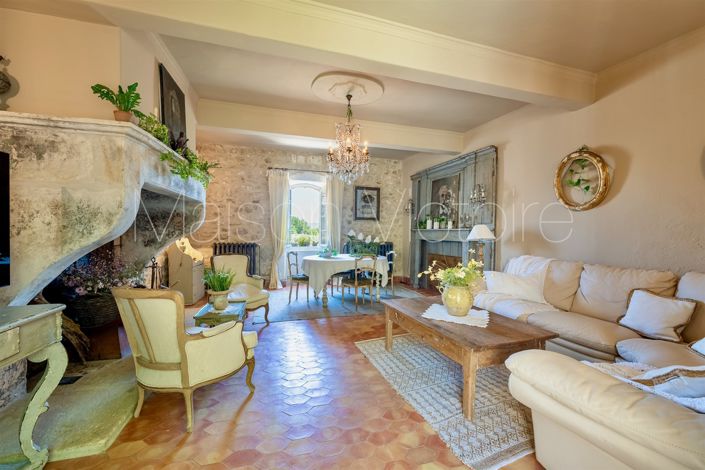 Image No.14-3 Bed House for sale