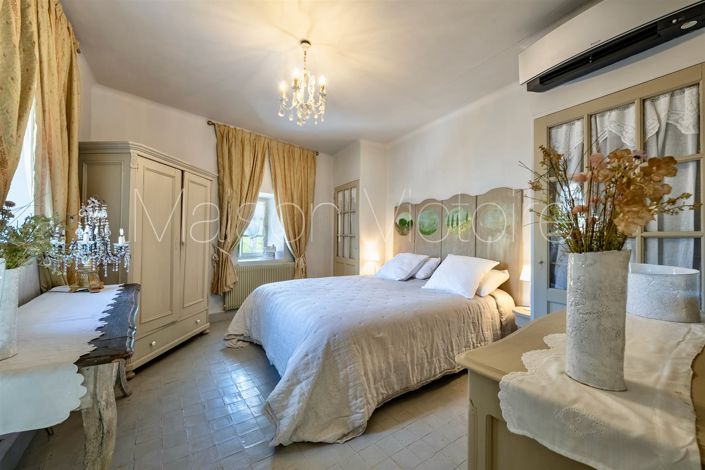 Image No.21-3 Bed House for sale