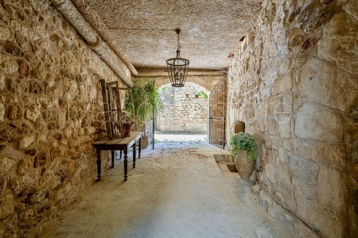 Image No.26-3 Bed House for sale