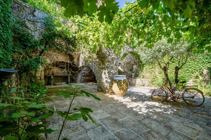Image No.9-3 Bed House for sale