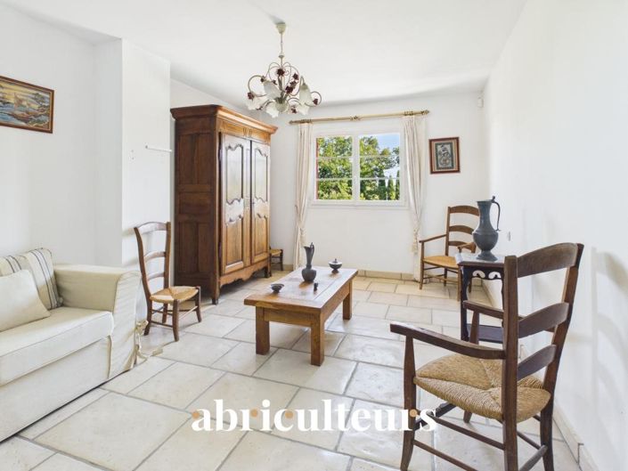 Image No.16-4 Bed House for sale