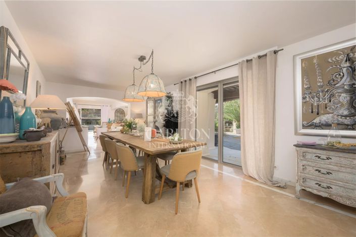 Image No.10-4 Bed House for sale