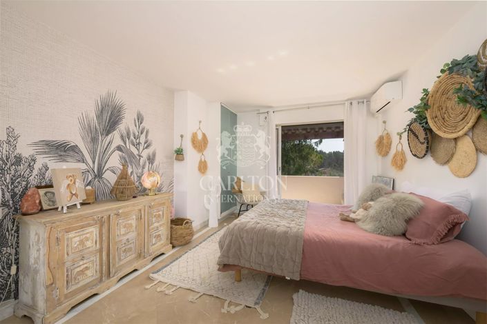 Image No.11-4 Bed House for sale