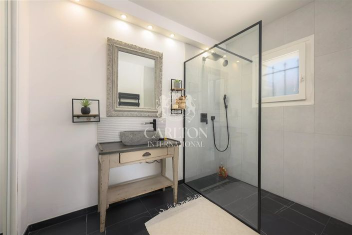 Image No.13-4 Bed House for sale
