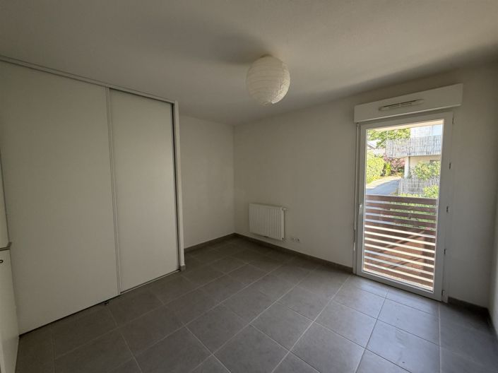 Image No.5-Appartement de 2 chambres à vendre à Sète