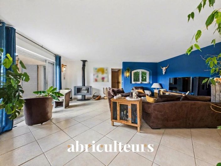 Image No.7-4 Bed House for sale