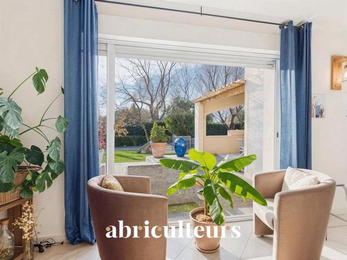 Image No.8-4 Bed House for sale
