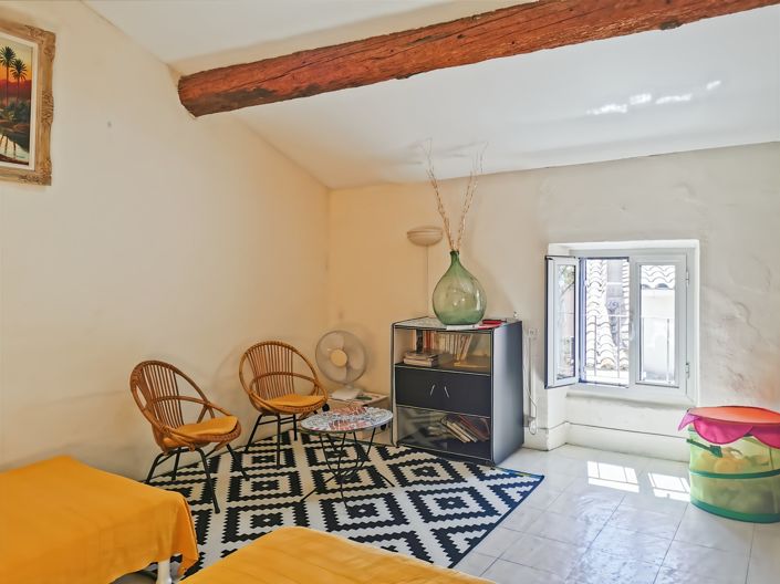 Image No.7-2 Bed House for sale