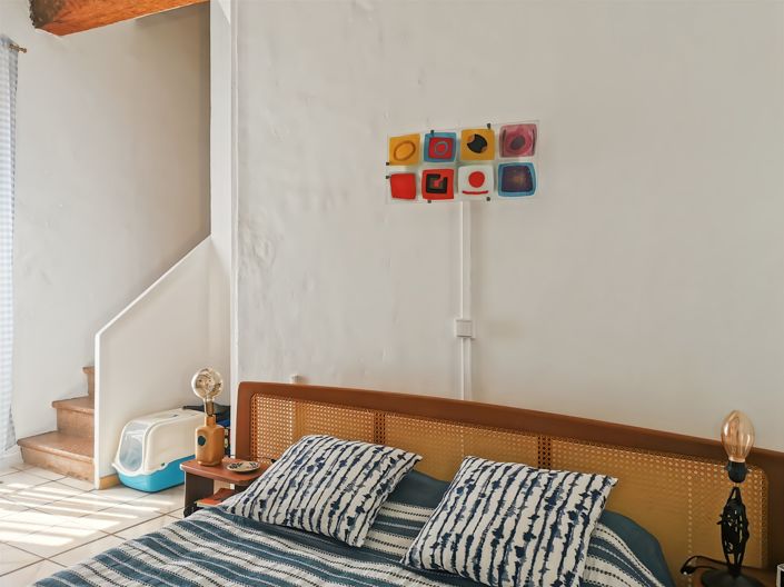 Image No.8-2 Bed House for sale
