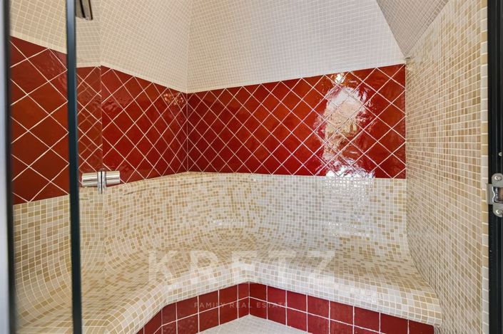 Image No.14-6 Bed House for sale