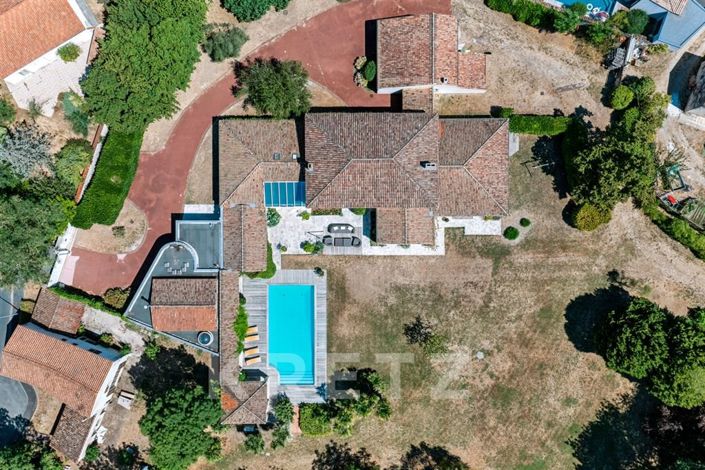 Image No.25-6 Bed House for sale