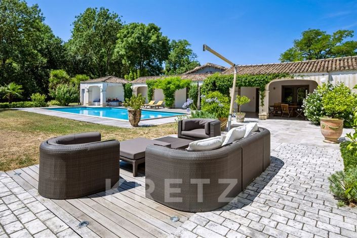 Image No.3-6 Bed House for sale