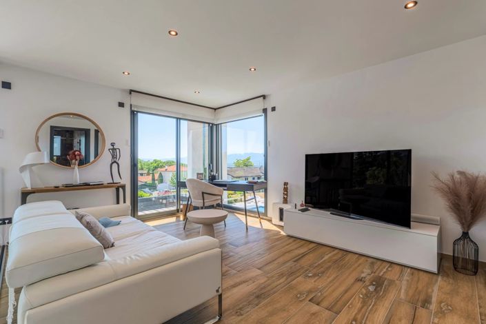 Image No.28-3 Bed House for sale