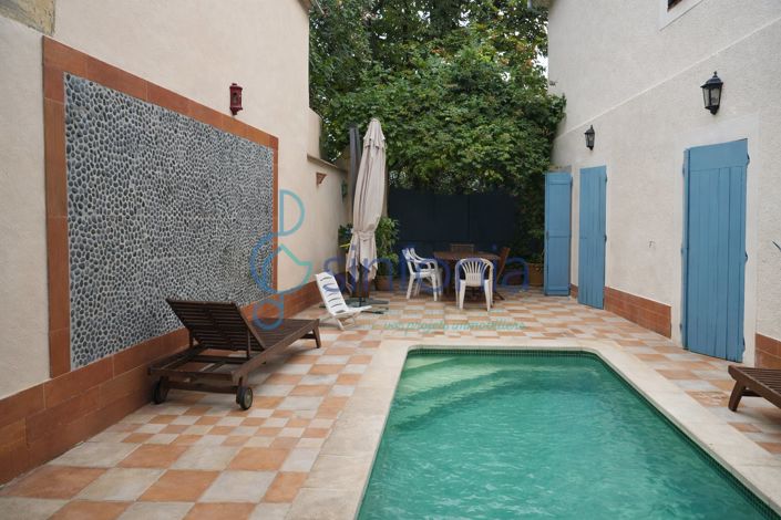 Image No.3-4 Bed House for sale