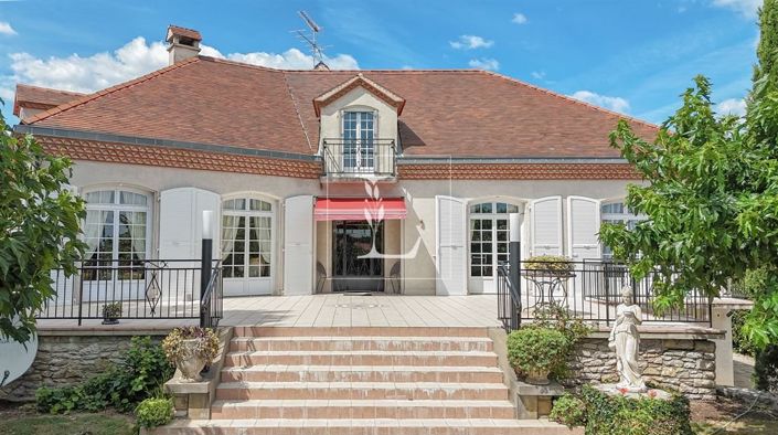 Image No.2-5 Bed House for sale