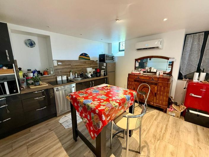 Image No.19-2 Bed House for sale