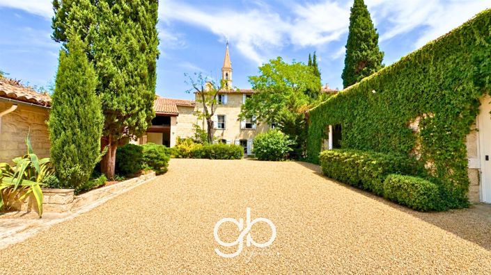 Image No.2-6 Bed House for sale