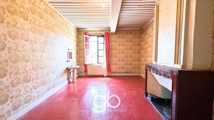 Image No.20-6 Bed House for sale