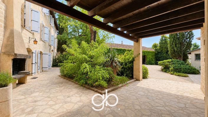 Image No.6-6 Bed House for sale