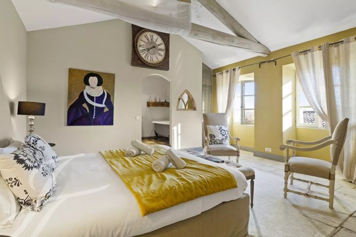 Image No.6-6 Bed House for sale