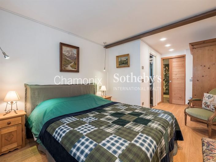 Image No.14-3 Bed Apartment for sale
