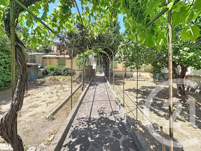 Image No.7-2 Bed House for sale