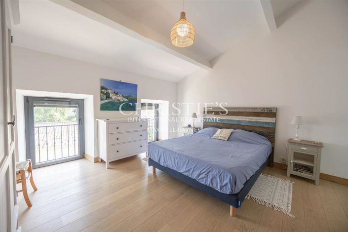 Image No.14-5 Bed House for sale