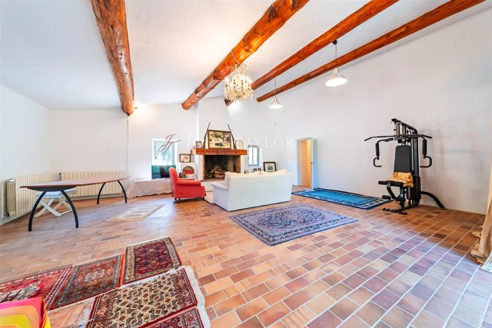 Image No.14-6 Bed House for sale