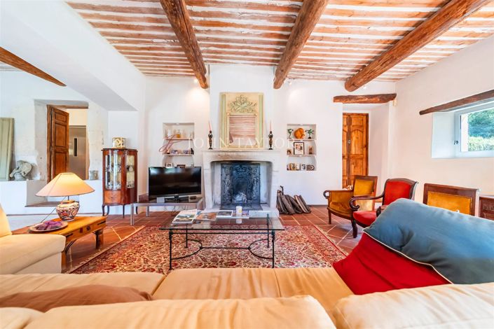 Image No.3-6 Bed House for sale