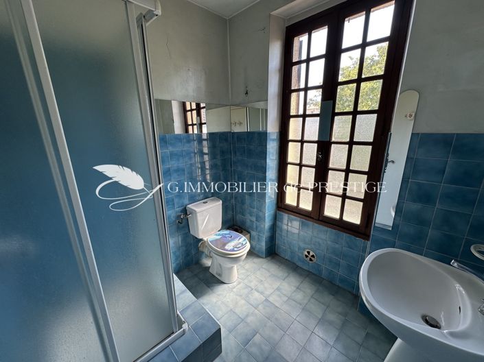 Image No.11-3 Bed House for sale