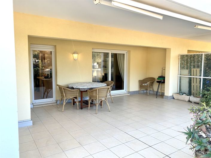 Image No.15-2 Bed House for sale