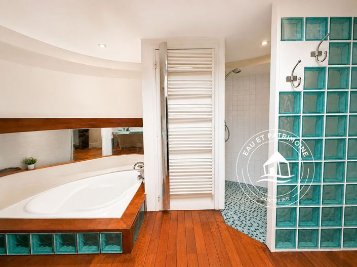 Image No.15-4 Bed House for sale
