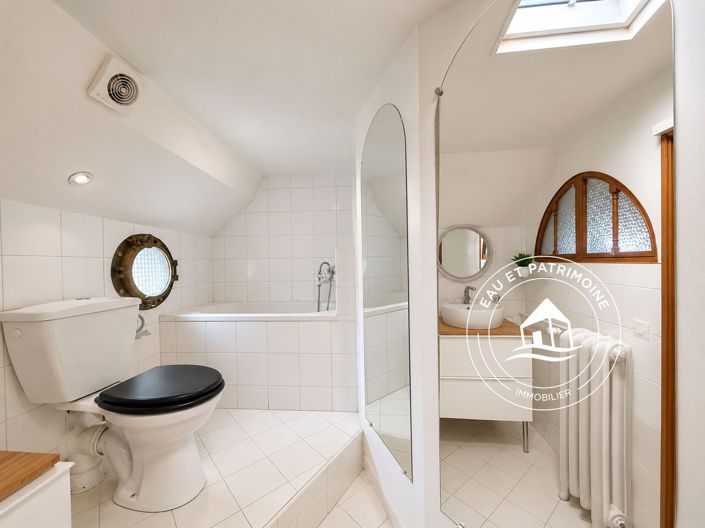 Image No.16-4 Bed House for sale